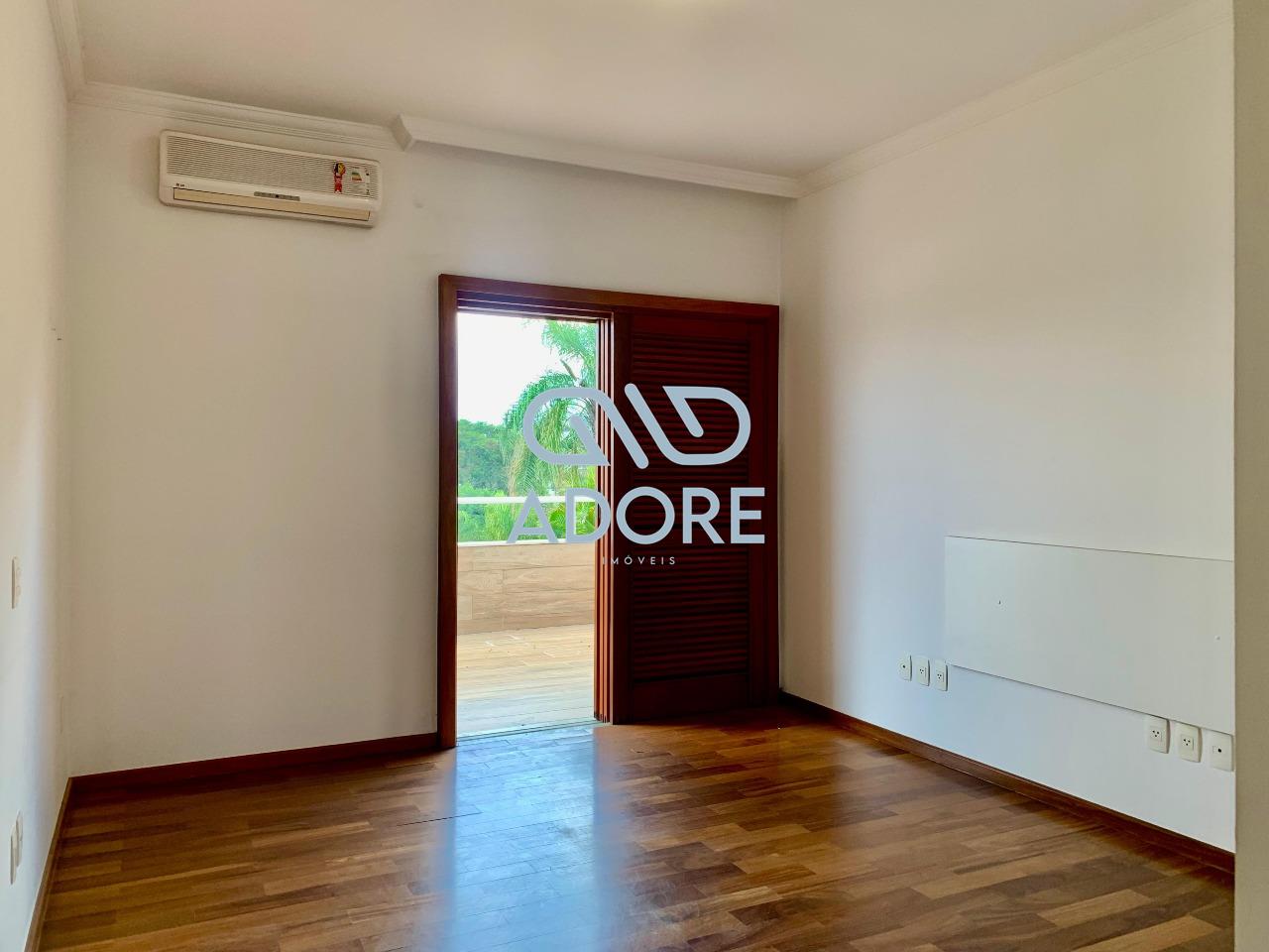 Casa de Condomínio à venda no Condomínio Plaza Athénée: 