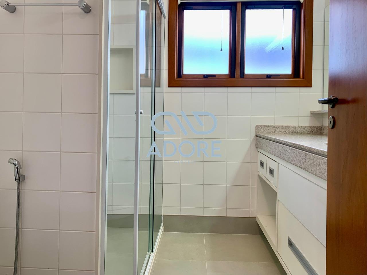 Casa de Condomínio à venda no Condomínio Plaza Athénée: 