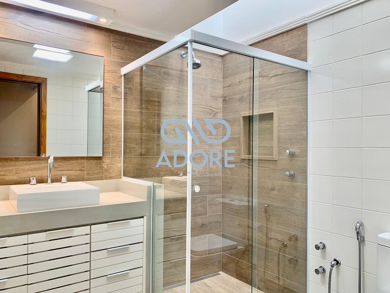 Casa de Condomínio à venda no Condomínio Plaza Athénée: 