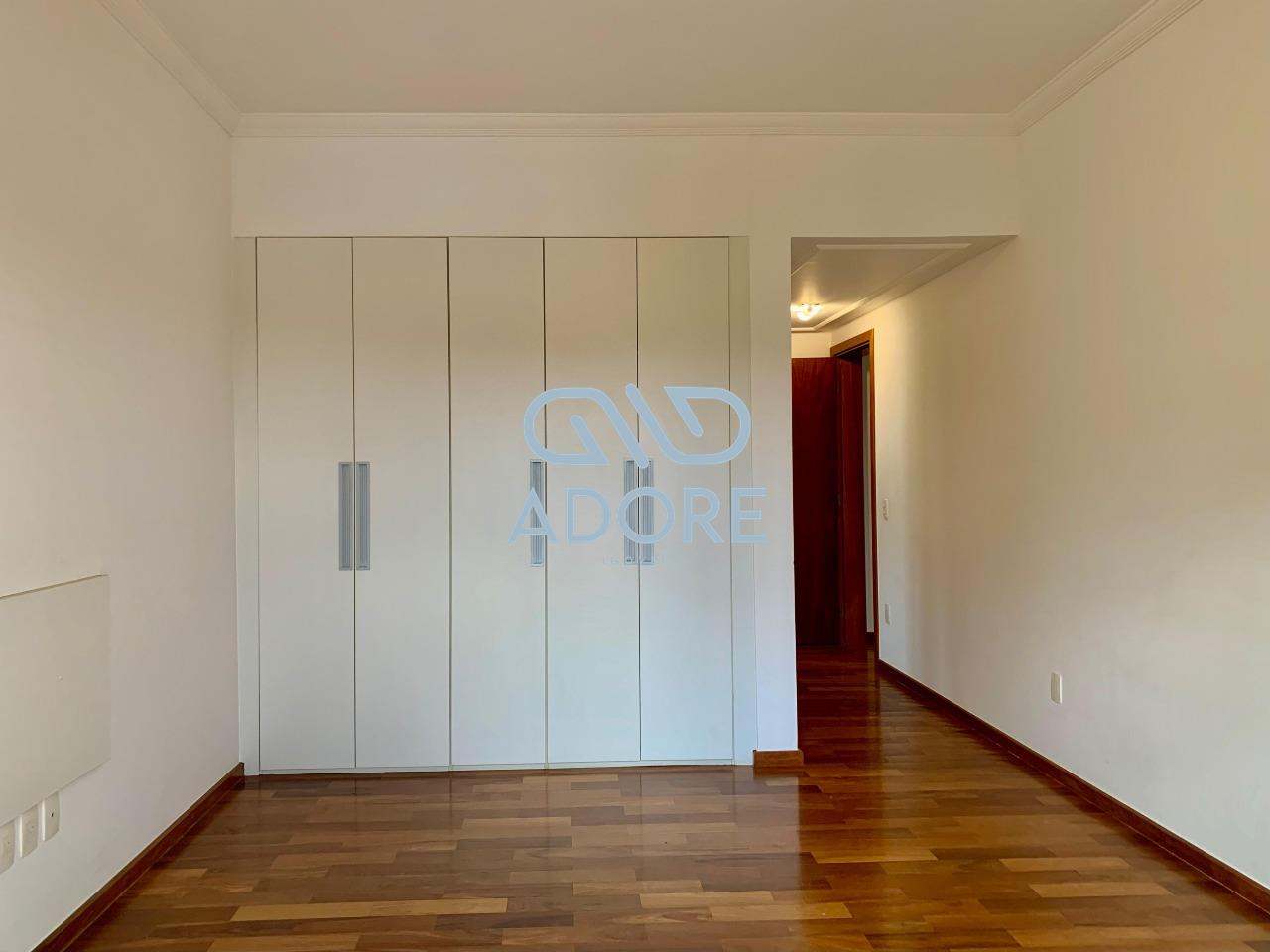 Casa de Condomínio à venda no Condomínio Plaza Athénée: 