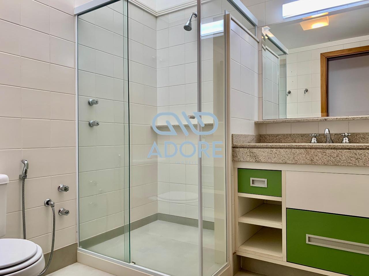 Casa de Condomínio à venda no Condomínio Plaza Athénée: 