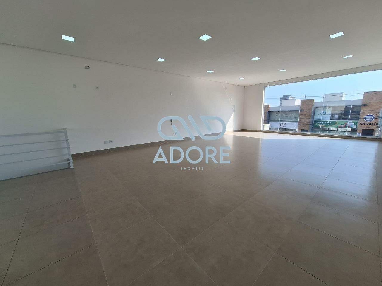 Ponto Comercial para aluguel no Itu Novo Centro: 