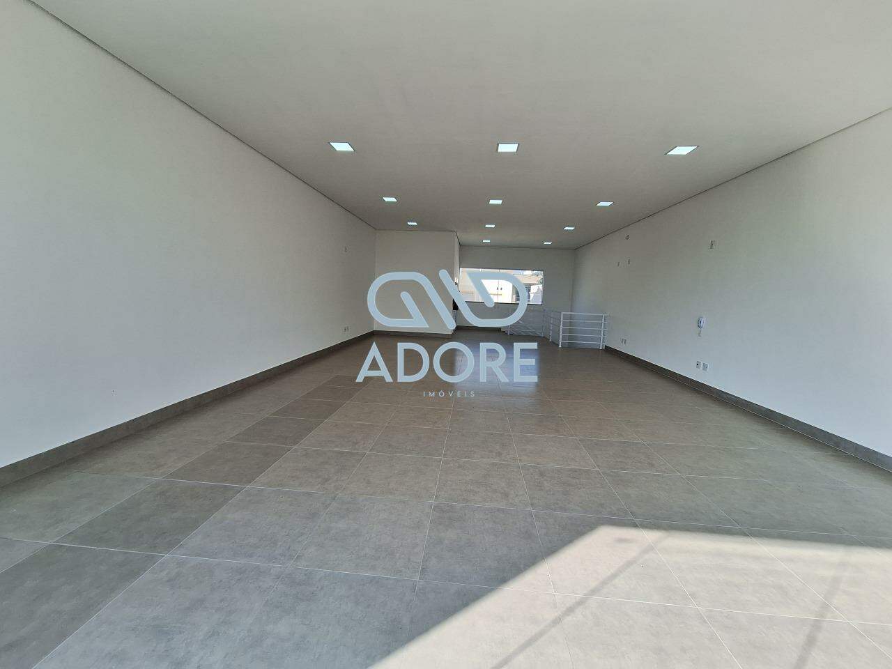 Ponto Comercial para aluguel no Itu Novo Centro: 
