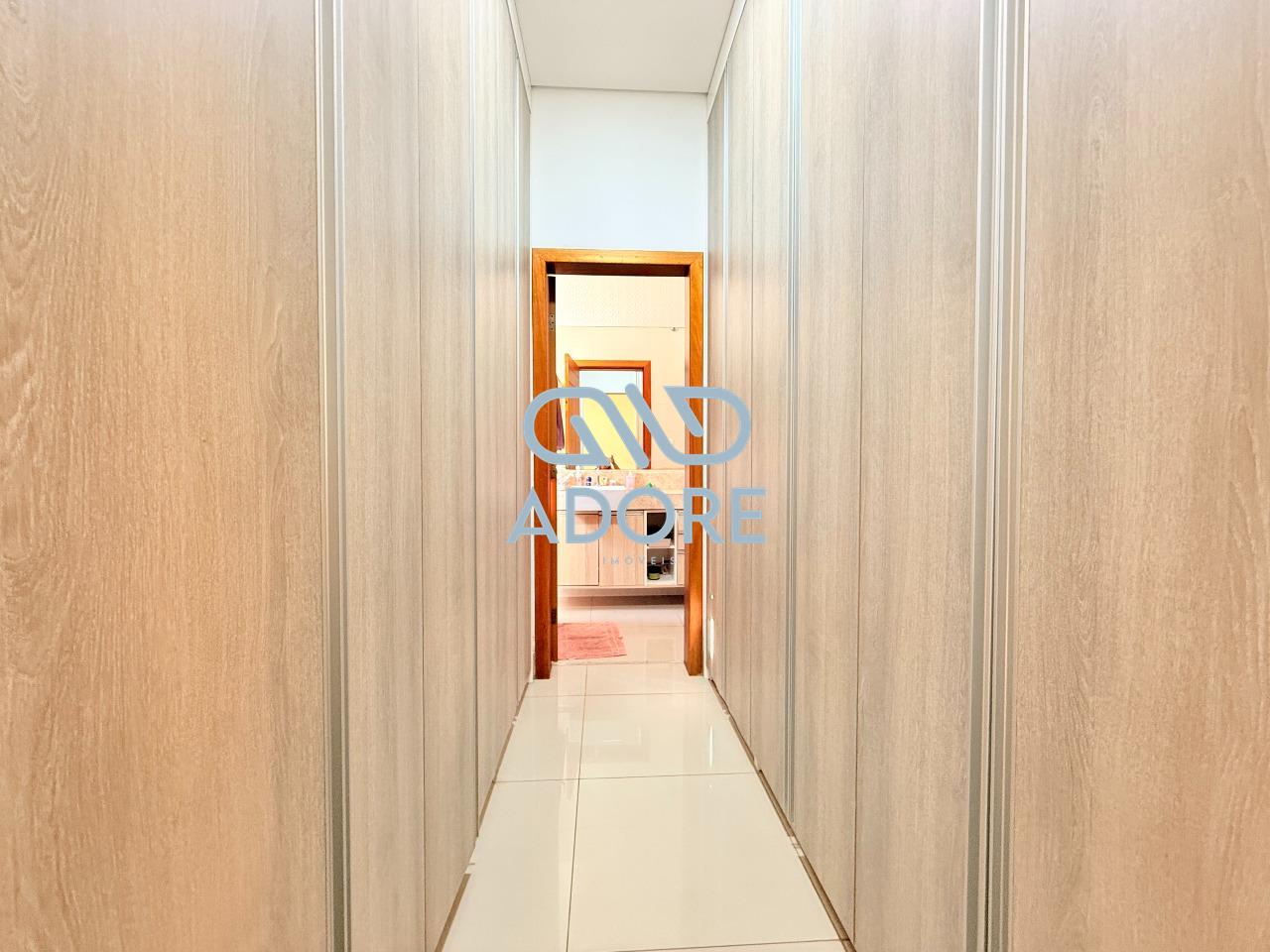 Casa de Condomínio à venda no Condomínio Village Moutonnée: 