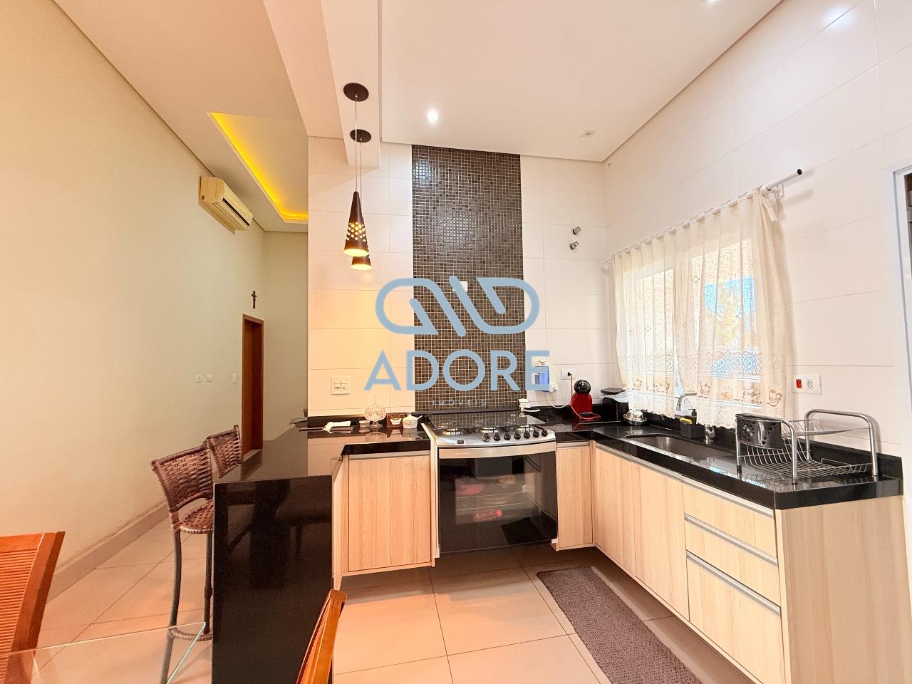 Casa de Condomínio à venda no Condomínio Village Moutonnée: 