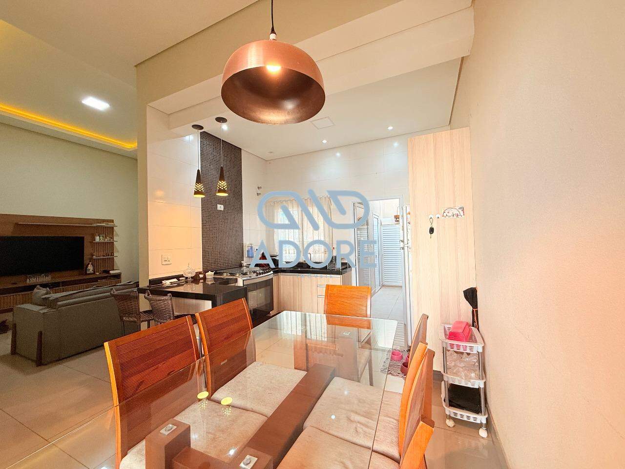 Casa de Condomínio à venda no Condomínio Village Moutonnée: 