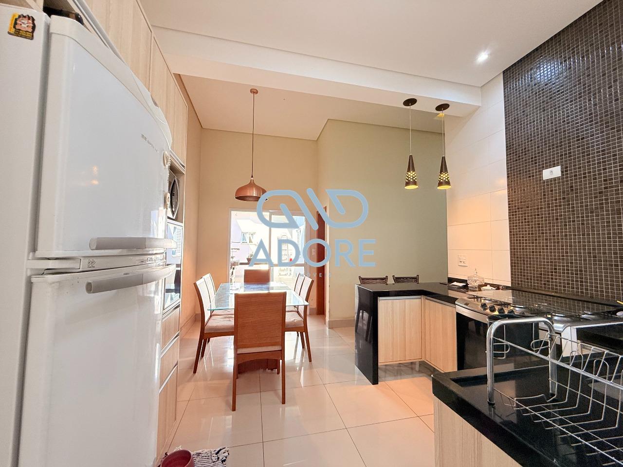 Casa de Condomínio à venda no Condomínio Village Moutonnée: 