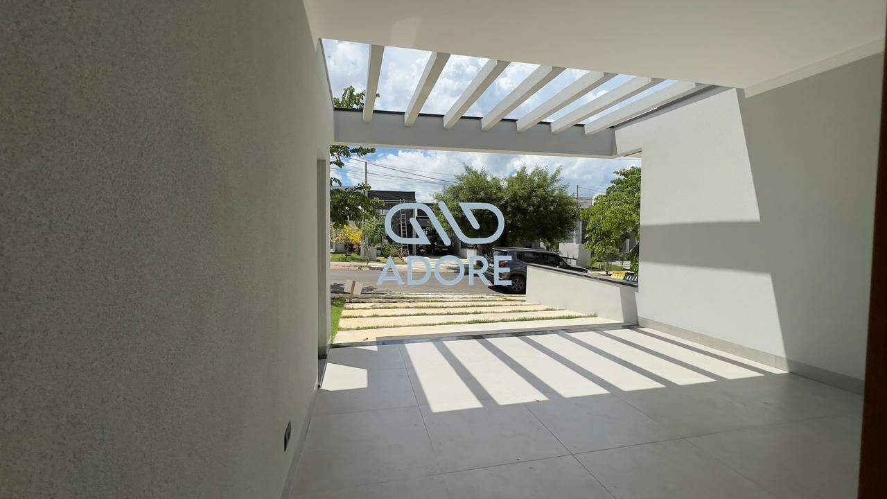 Casa de Condomínio à venda no Condomínio Village Moutonnée: 