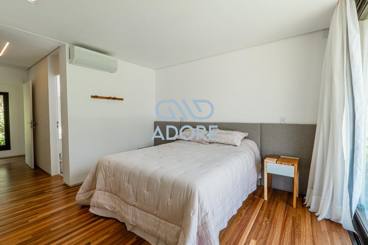 Casa de Condomínio à venda no Condomínio Terras de São José II : 