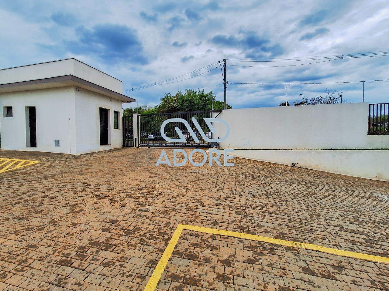 Apartamento para aluguel no Edifício Reserva Bairro Brasil: 