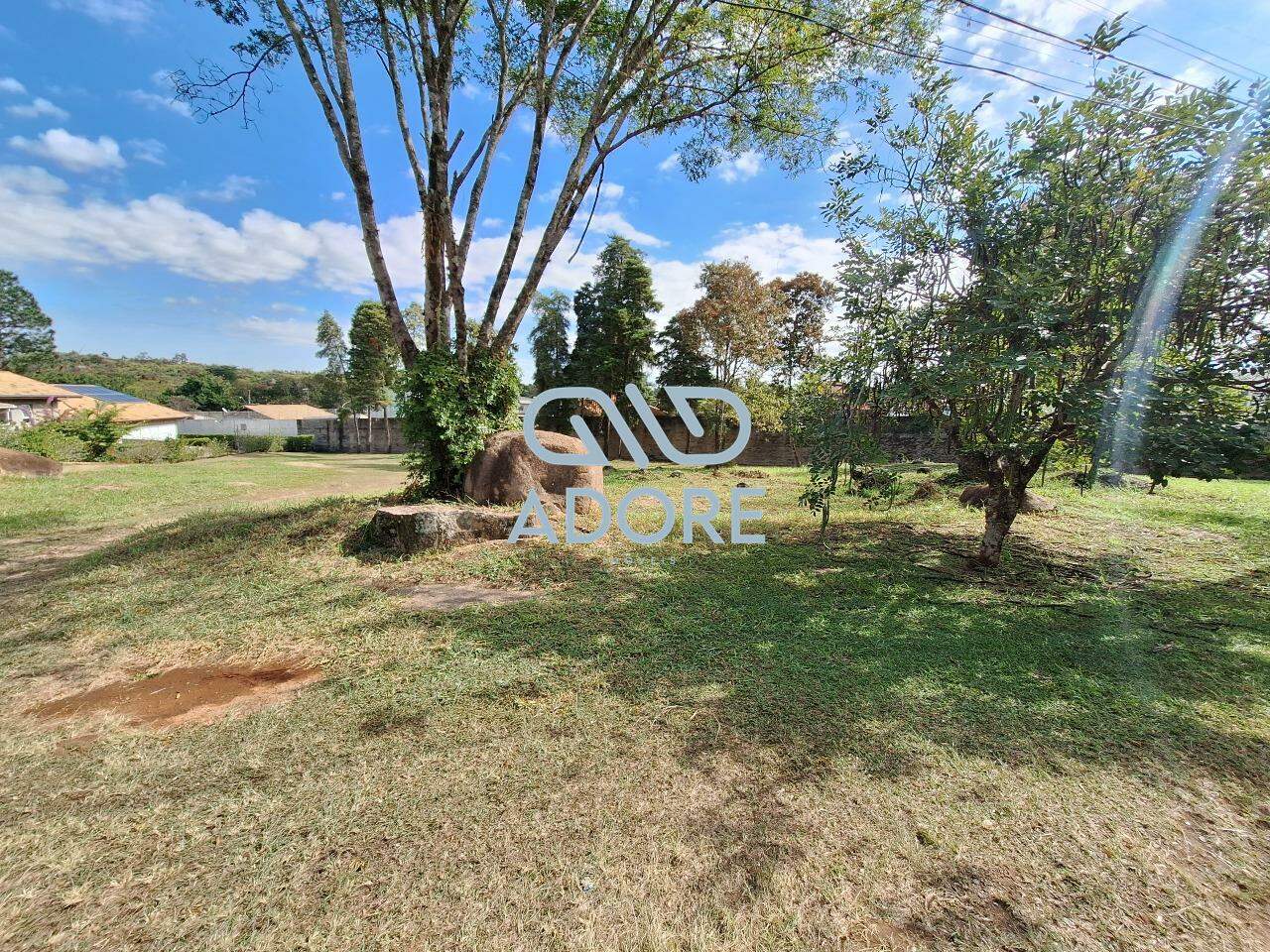 Terreno à venda no Condomínio Monte Belo:
