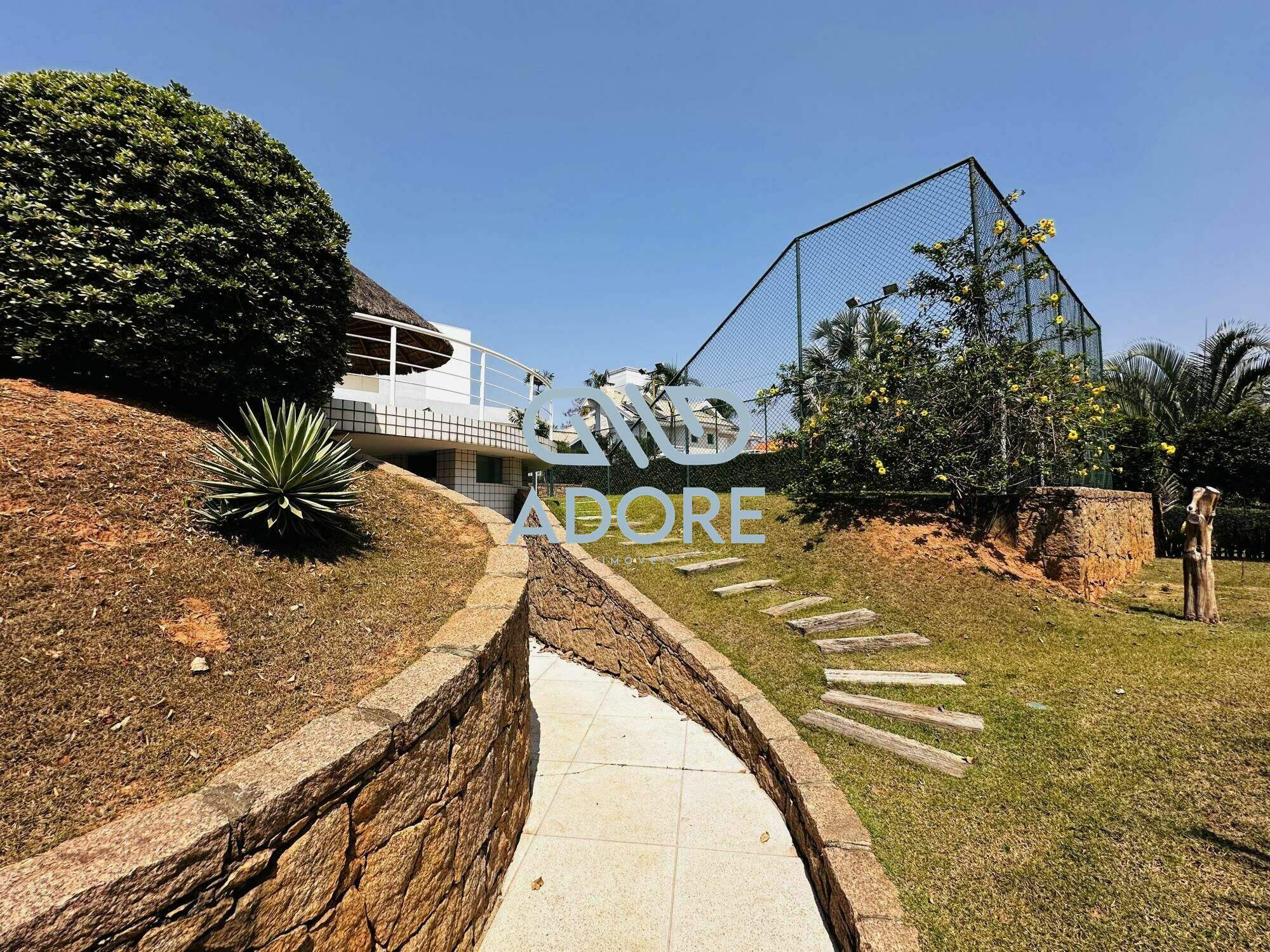 Casa de Condomínio para aluguel no Condomínio Haras Paineiras: 