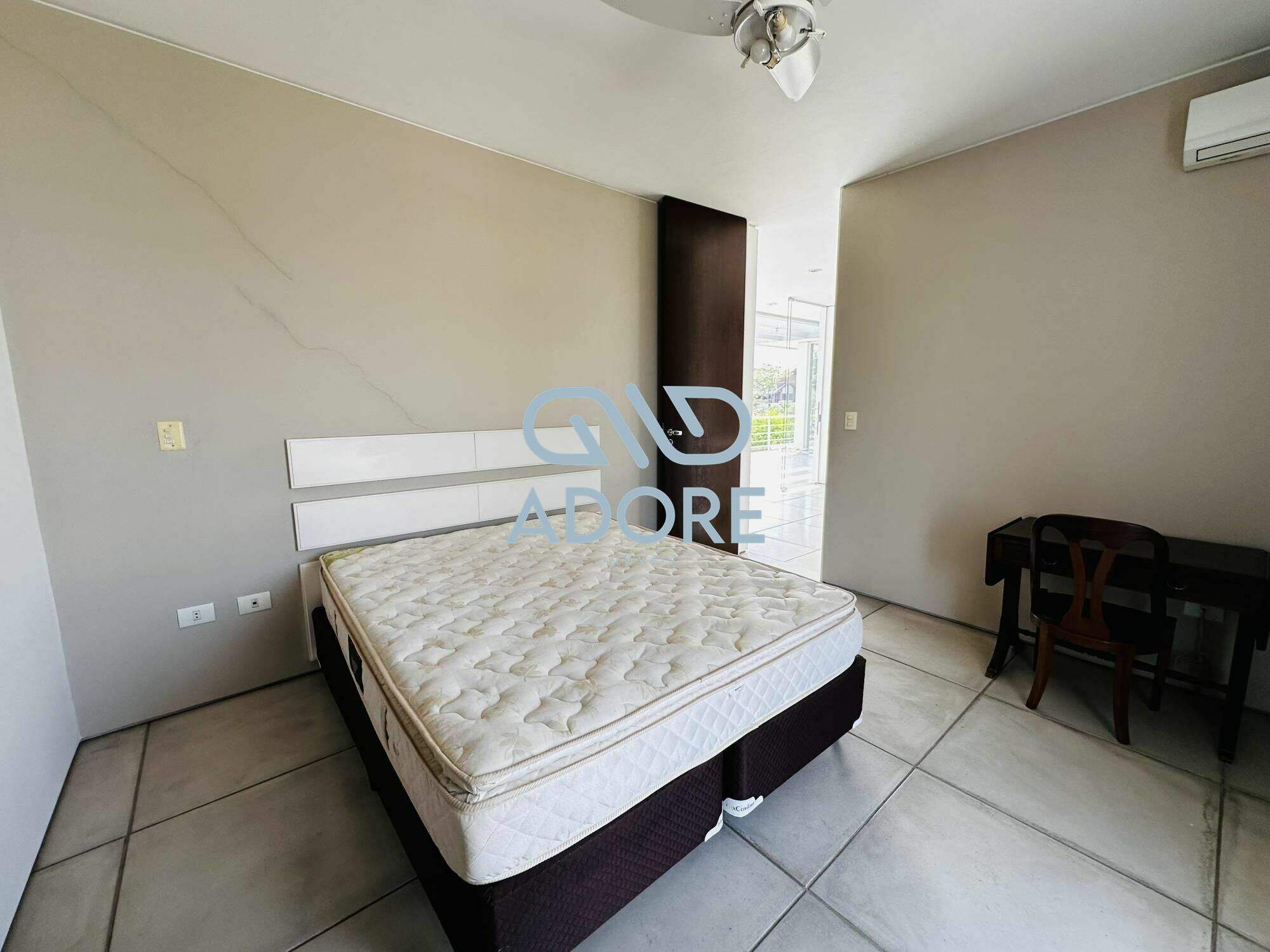 Casa de Condomínio para aluguel no Condomínio Haras Paineiras: 