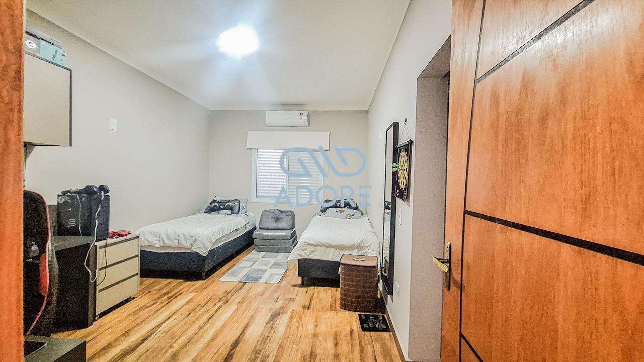 Casa de Condomínio à venda no Condomínio Portal dos Bandeirantes: 