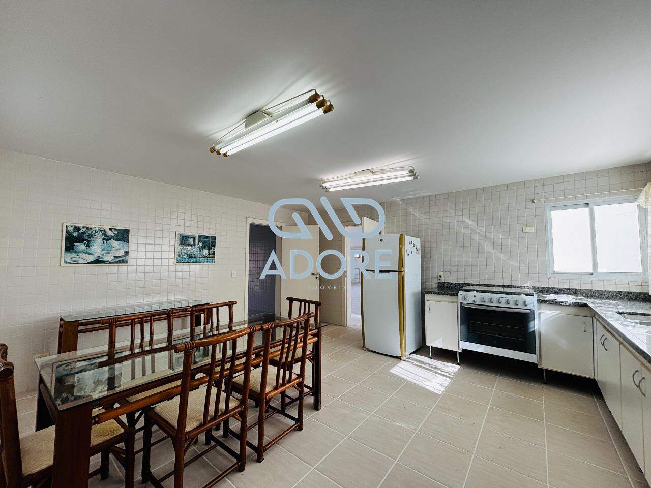 Casa de Condomínio à venda no Condomínio Campos de Santo Antônio : 