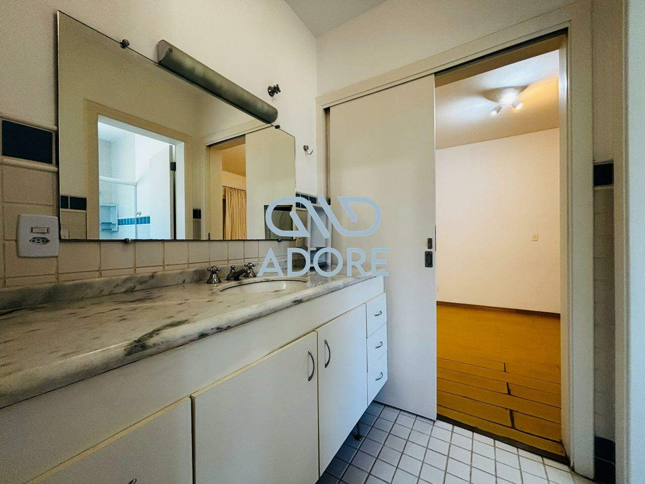 Casa de Condomínio à venda no Condomínio Campos de Santo Antônio : 