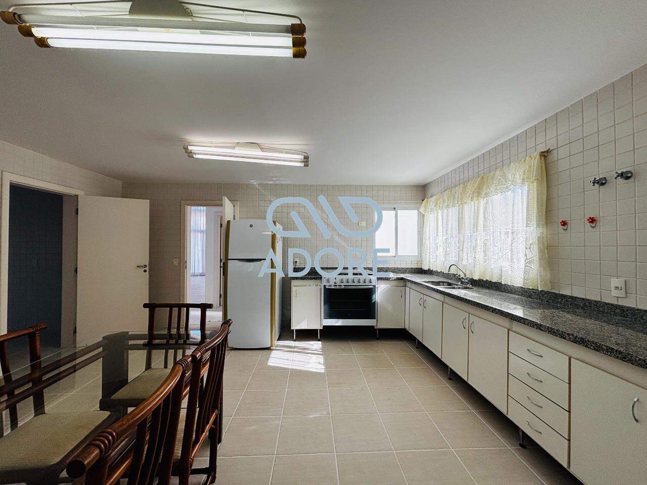 Casa de Condomínio à venda no Condomínio Campos de Santo Antônio : 