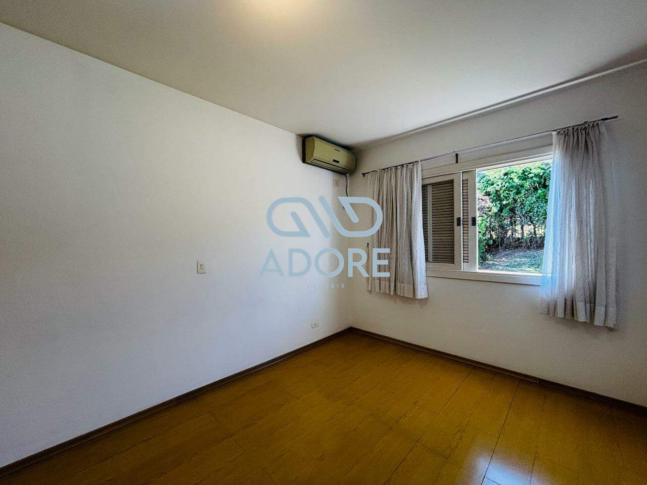 Casa de Condomínio à venda no Condomínio Campos de Santo Antônio : 