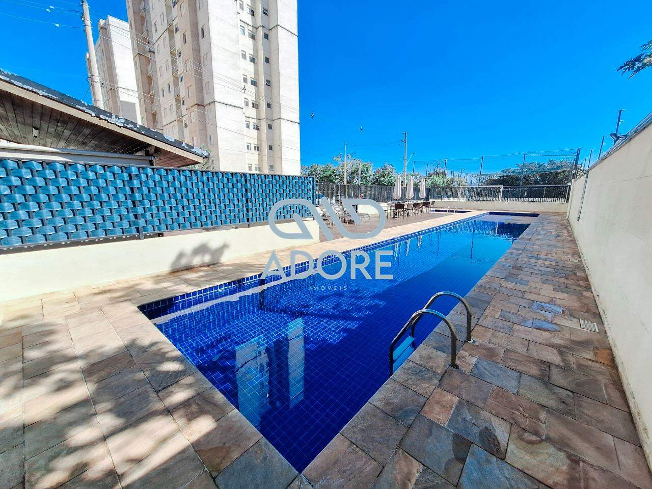 Apartamento à venda no Edifício Recanto dos Pássaros:
