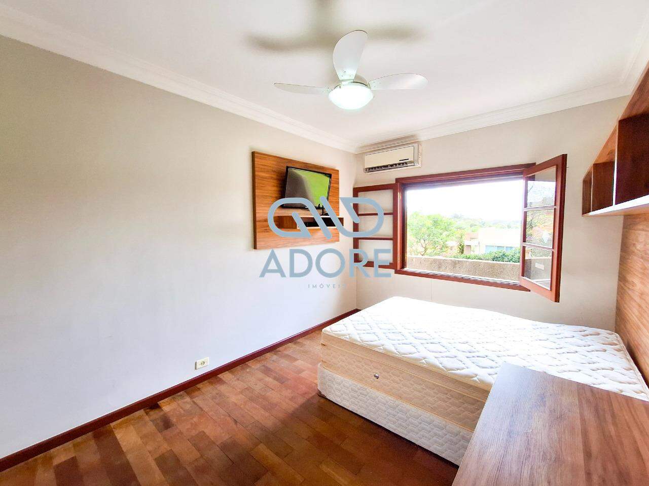 Casa de Condomínio à venda no Condomínio Campos de Santo Antônio : 