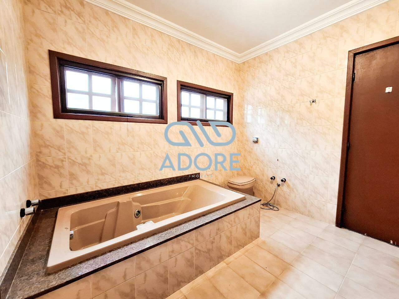 Casa de Condomínio à venda no Condomínio Campos de Santo Antônio : 