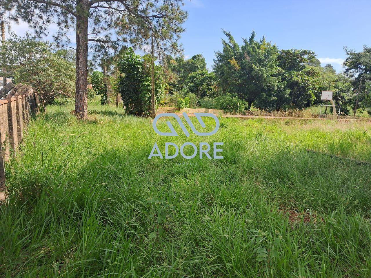 Área à venda no São Luiz: 