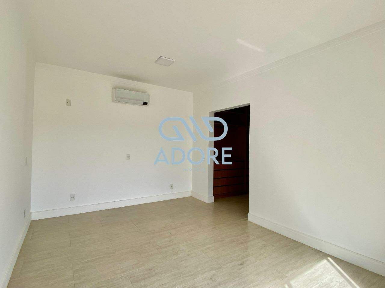 Casa de Condomínio à venda no CONDOMINIO FAZENDA ALVORADA : 
