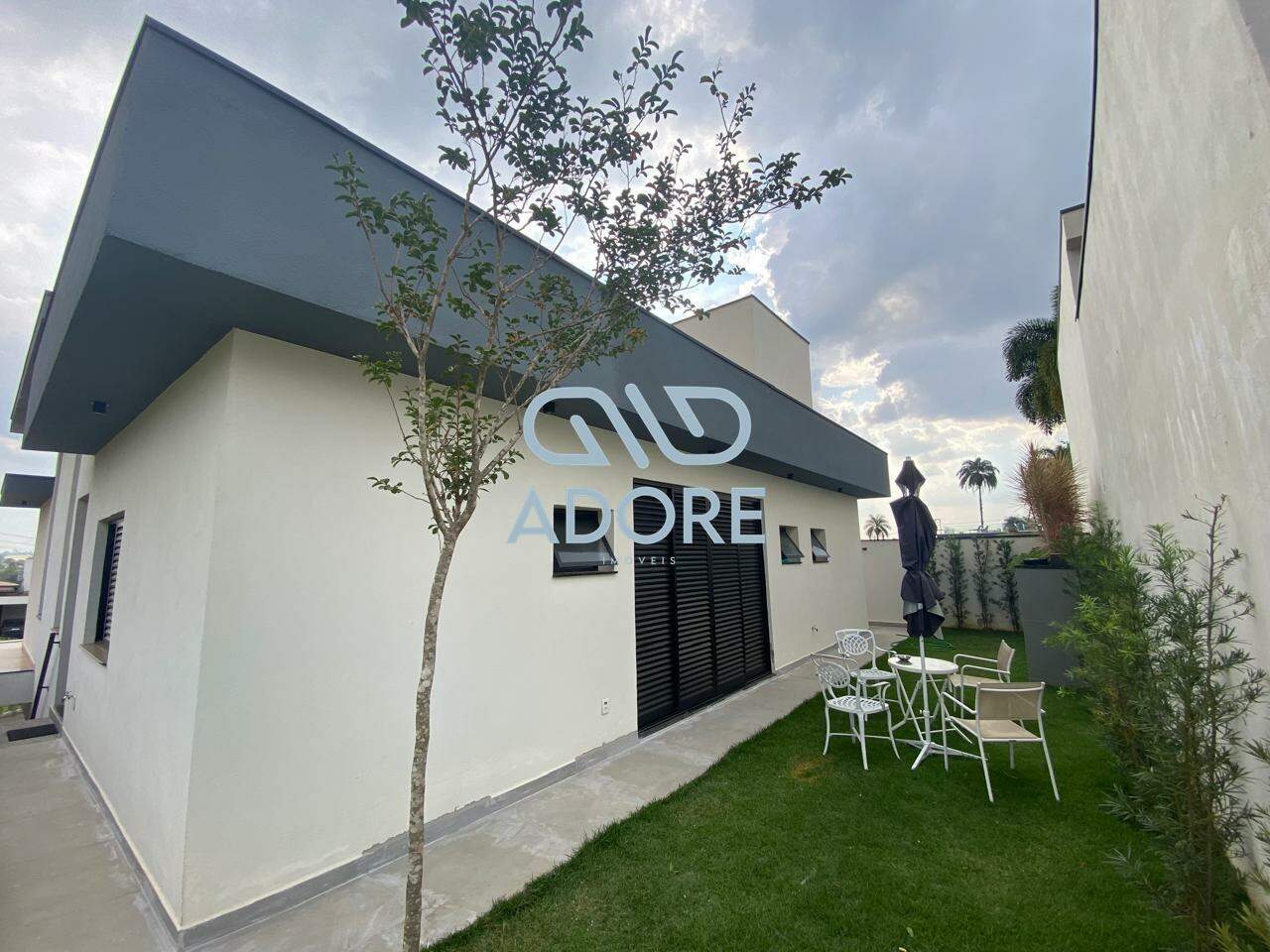 Casa de Condomínio para aluguel no Condomínio Villas do Golfe: 