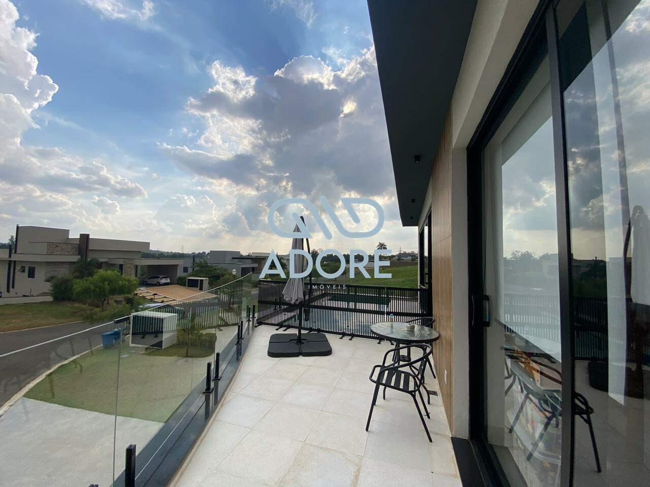 Casa de Condomínio para aluguel no Condomínio Villas do Golfe: 