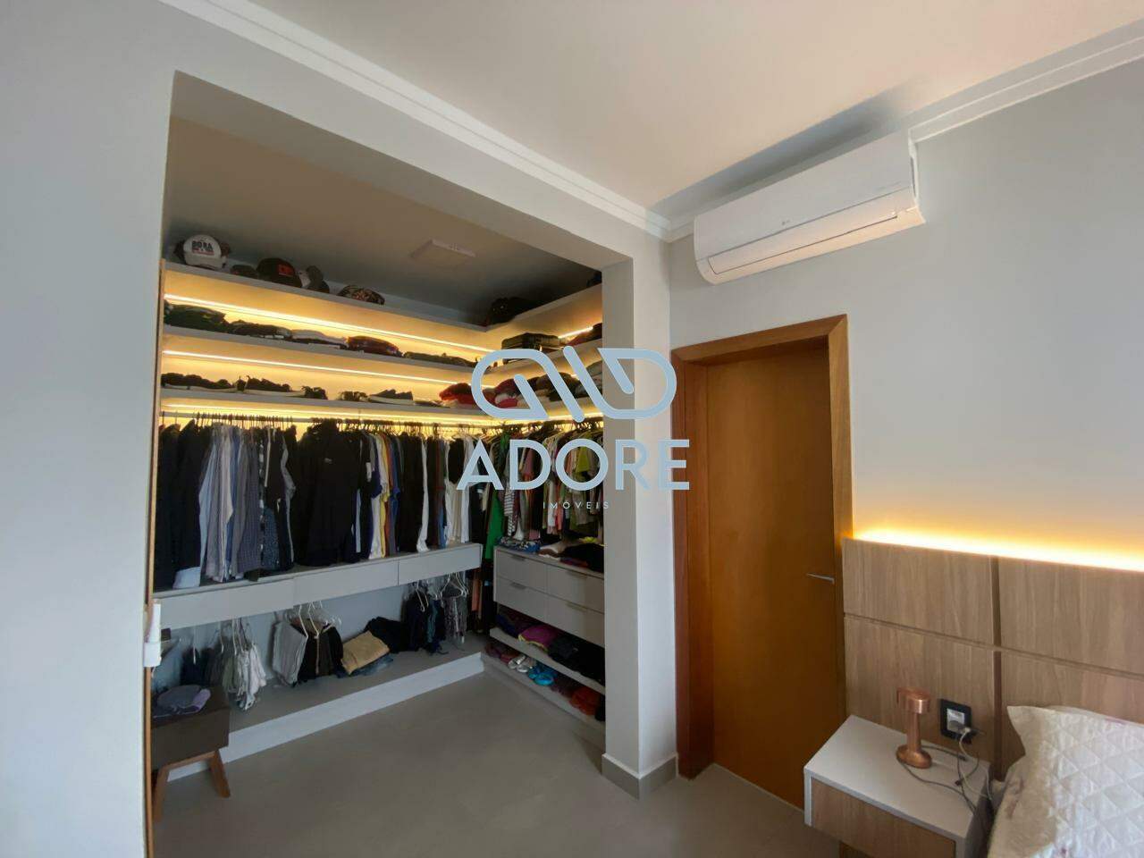 Casa de Condomínio para aluguel no Condomínio Villas do Golfe: 