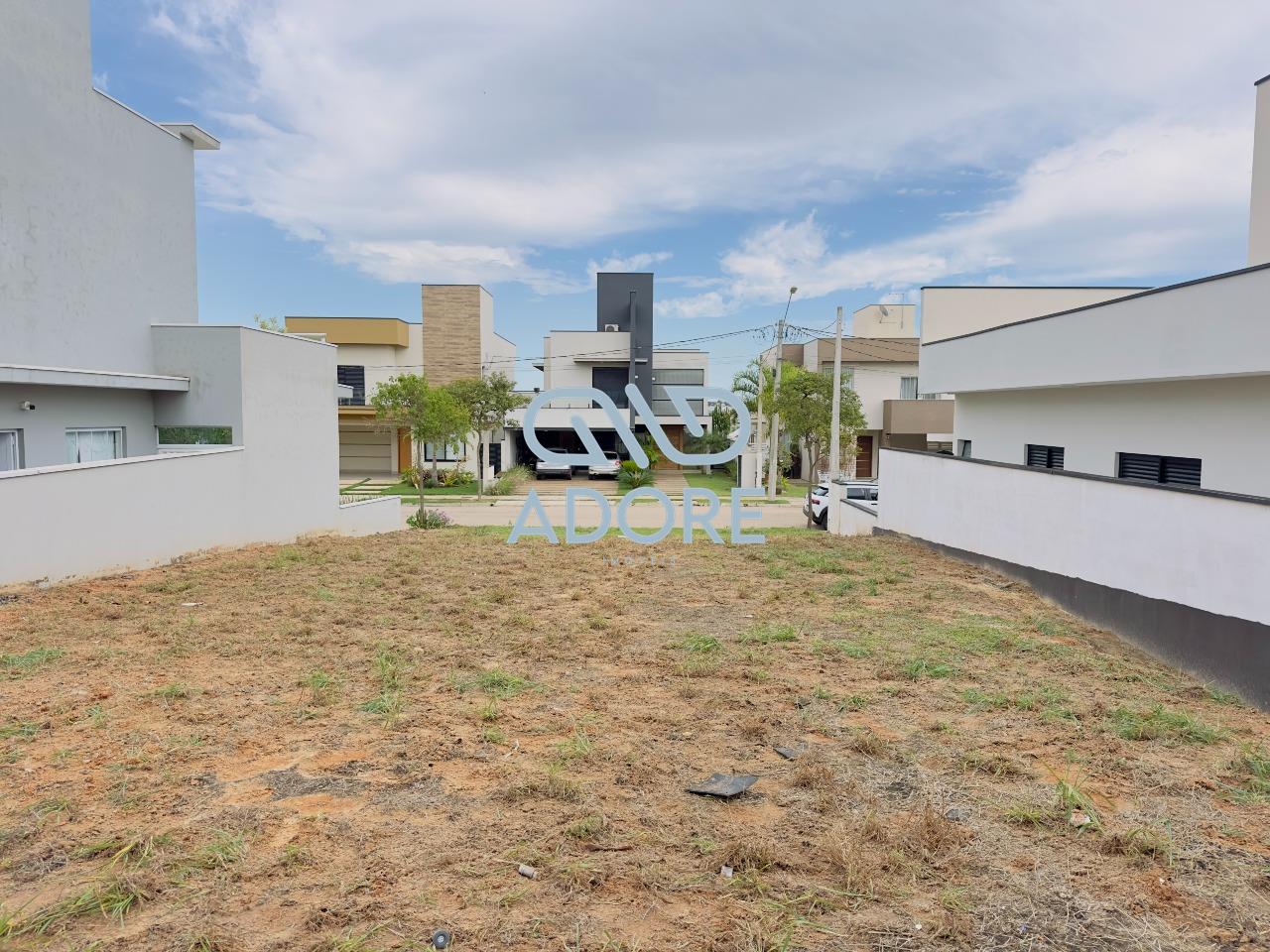 Terreno à venda no Condomínio Residencial Central Parque: 