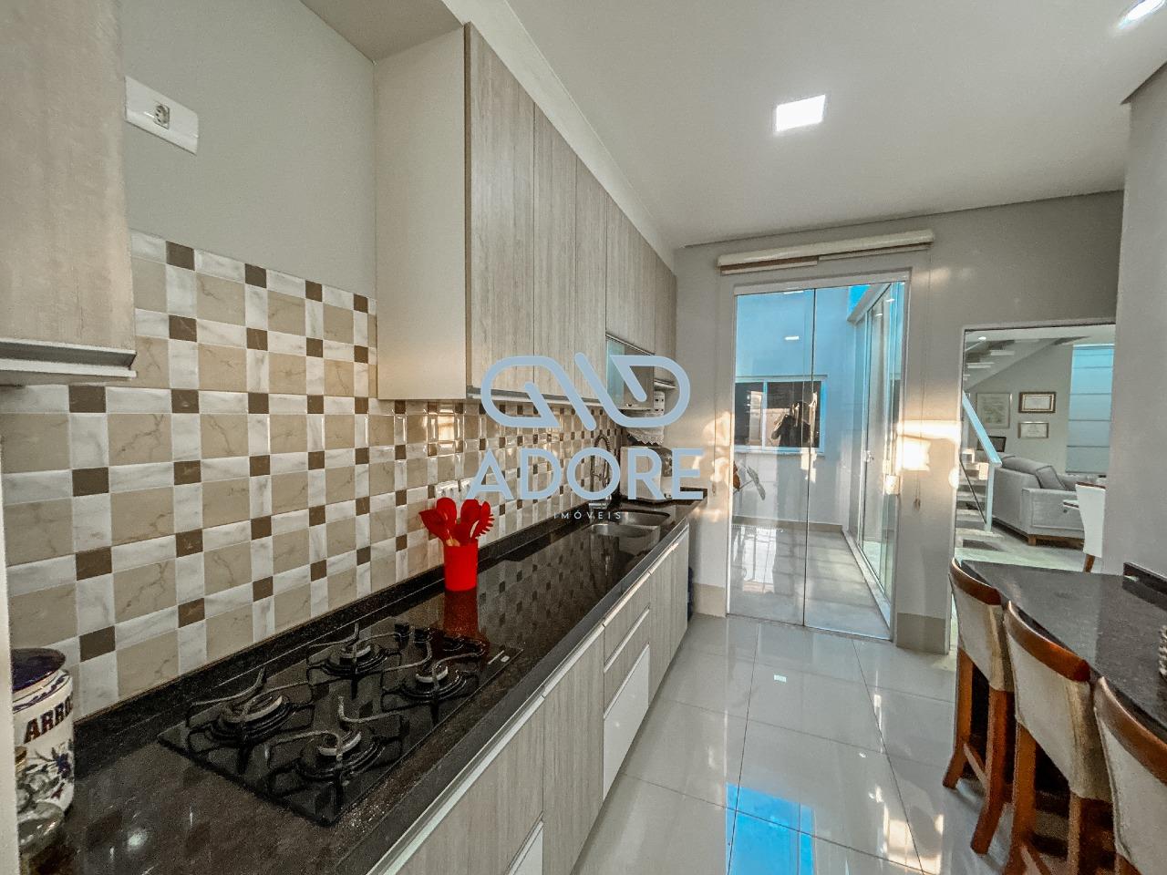 Casa de Condomínio à venda no Condomínio Village Moutonnée: 