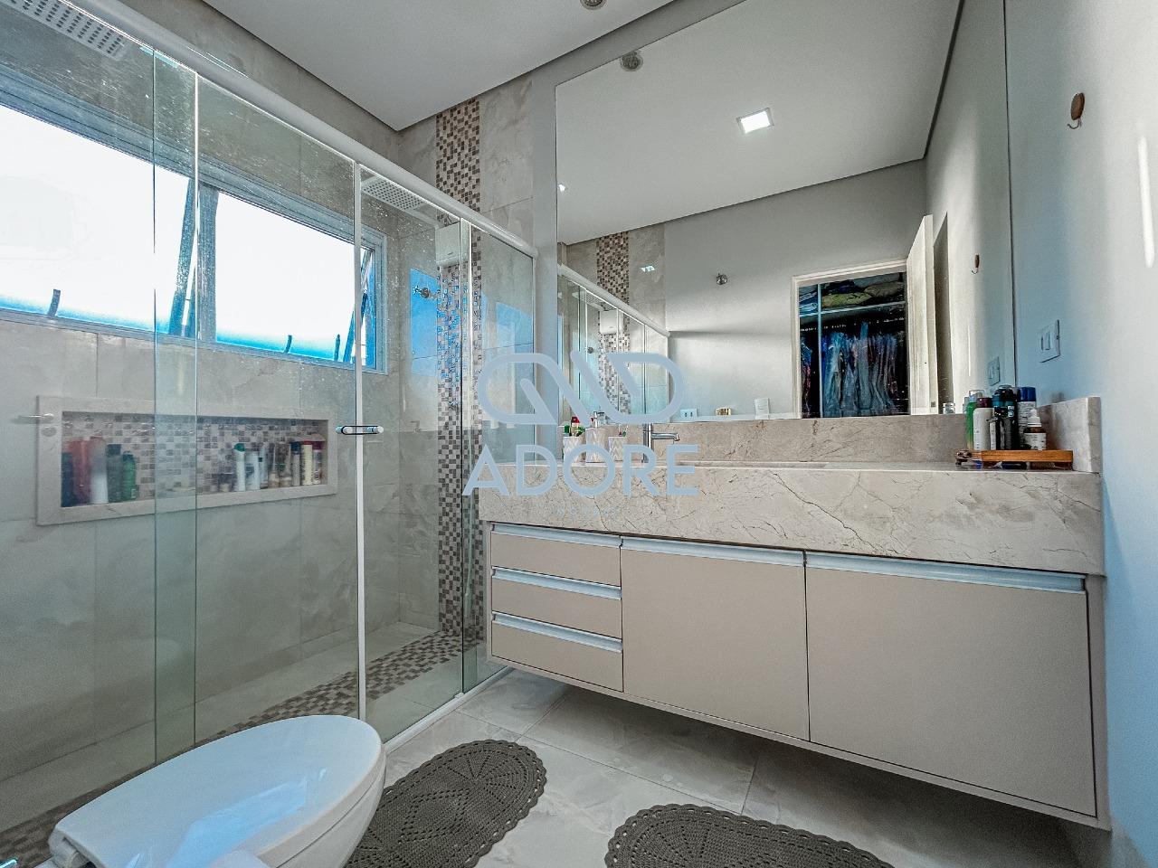 Casa de Condomínio à venda no Condomínio Village Moutonnée: 