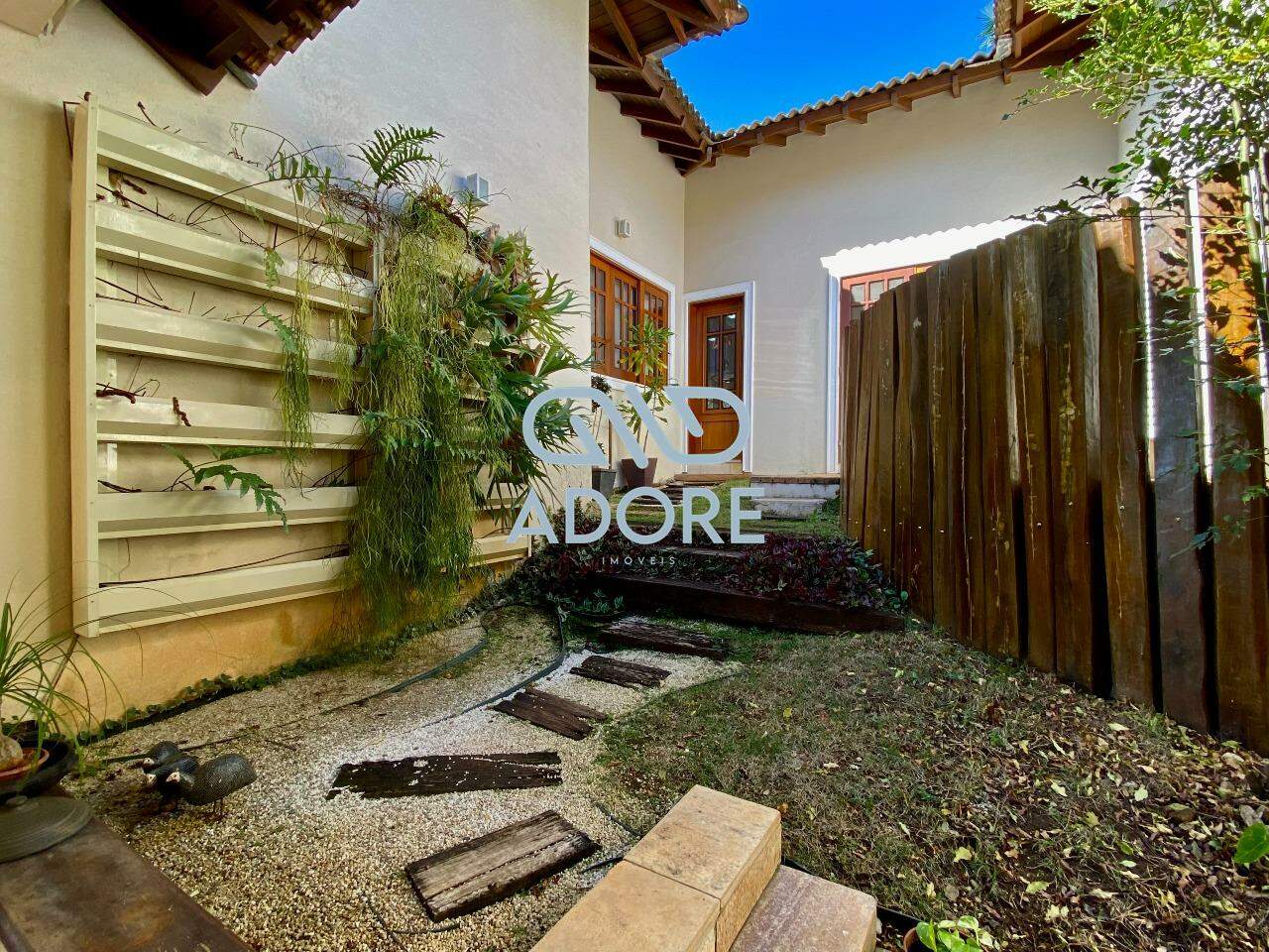 Casa de Condomínio à venda no Condomínio City Castello: 