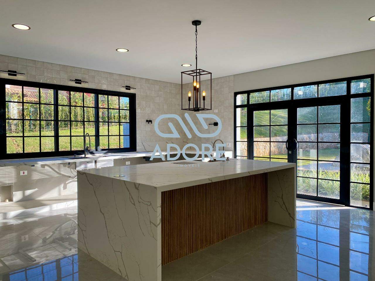 Casa de Condomínio à venda no Condomínio Terras de São José II : 