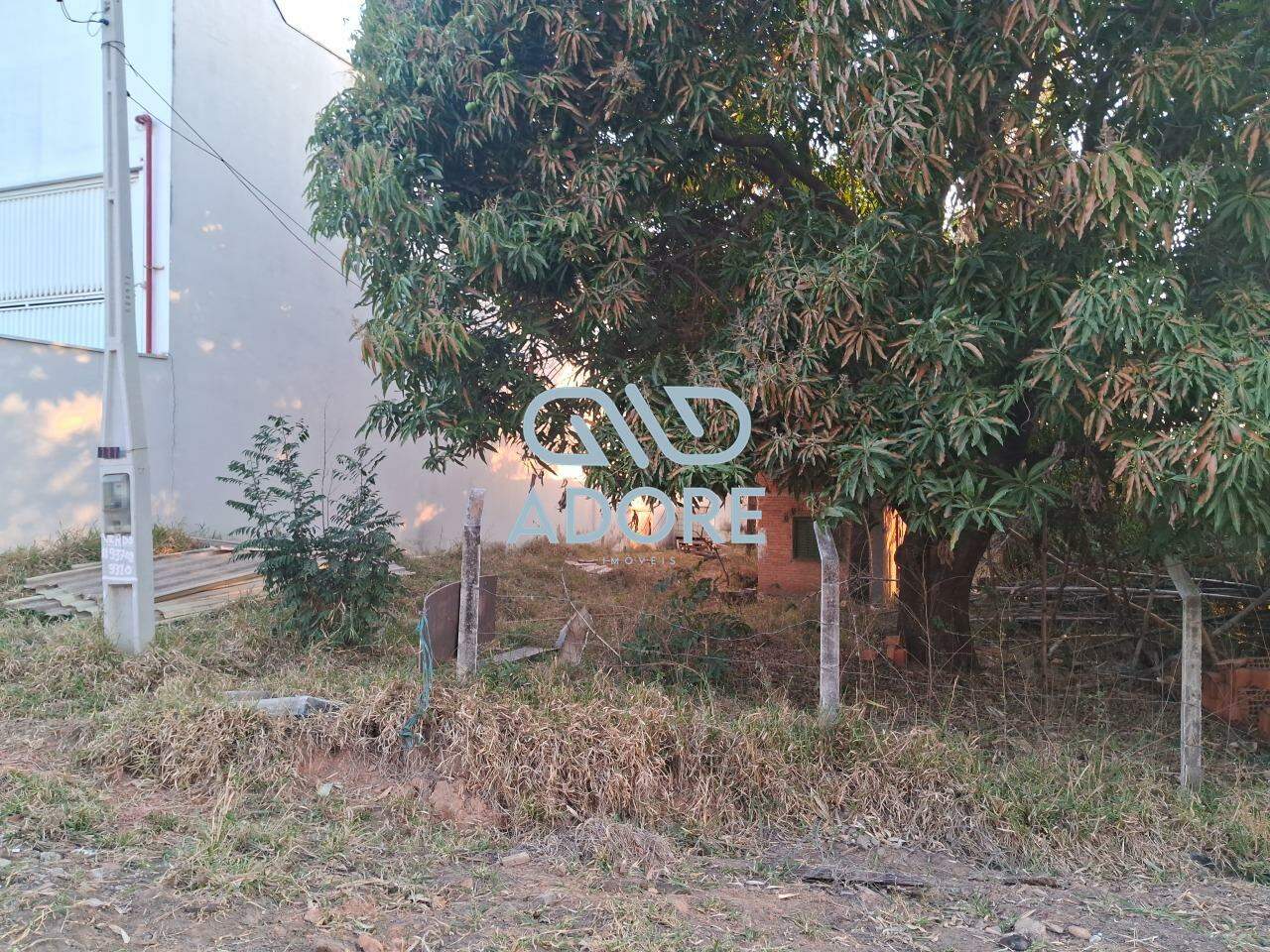Área à venda no Distrito Industrial do Lageado: 