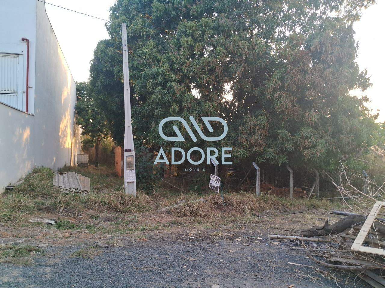 Área à venda no Distrito Industrial do Lageado: 