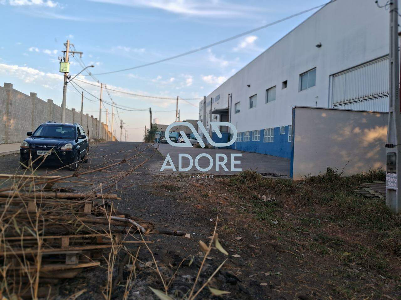 Área à venda no Distrito Industrial do Lageado: 