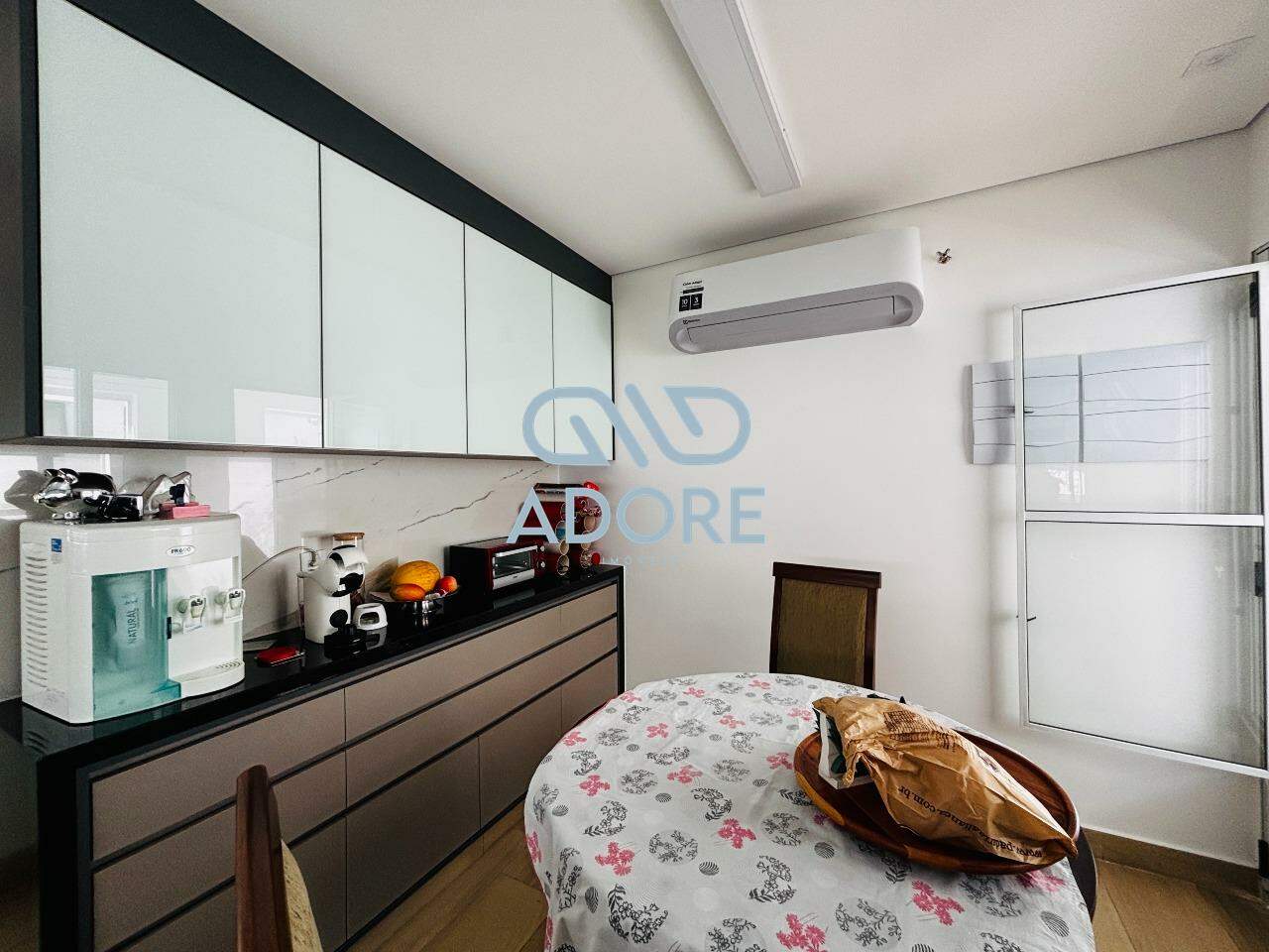 Casa de Condomínio à venda no Condomínio Theodora : 