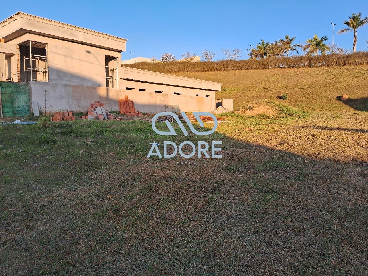 Terreno à venda no Condomínio Portal dos Bandeirantes: 