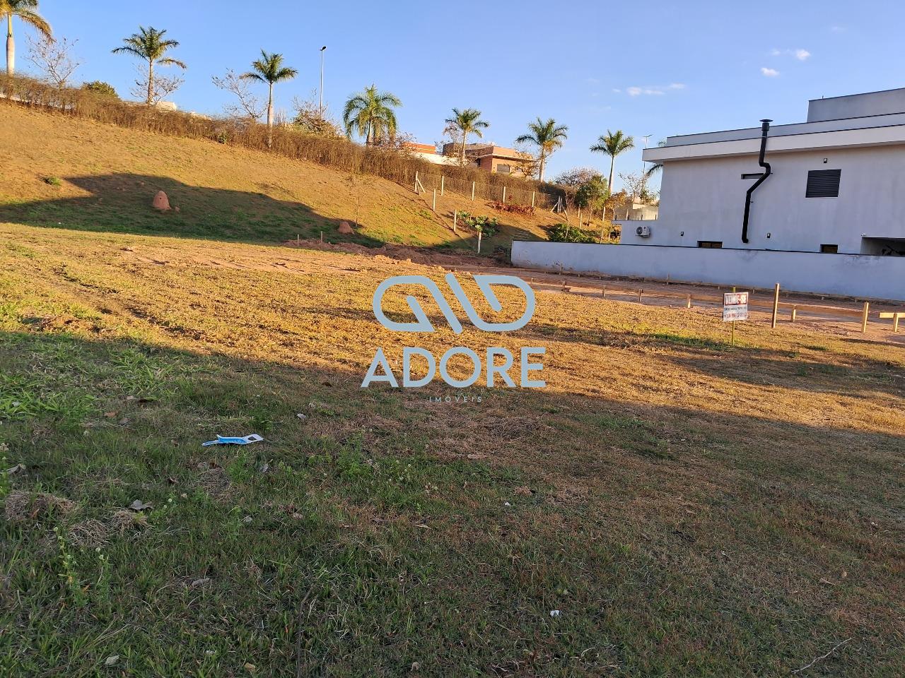 Terreno à venda no Condomínio Portal dos Bandeirantes: 