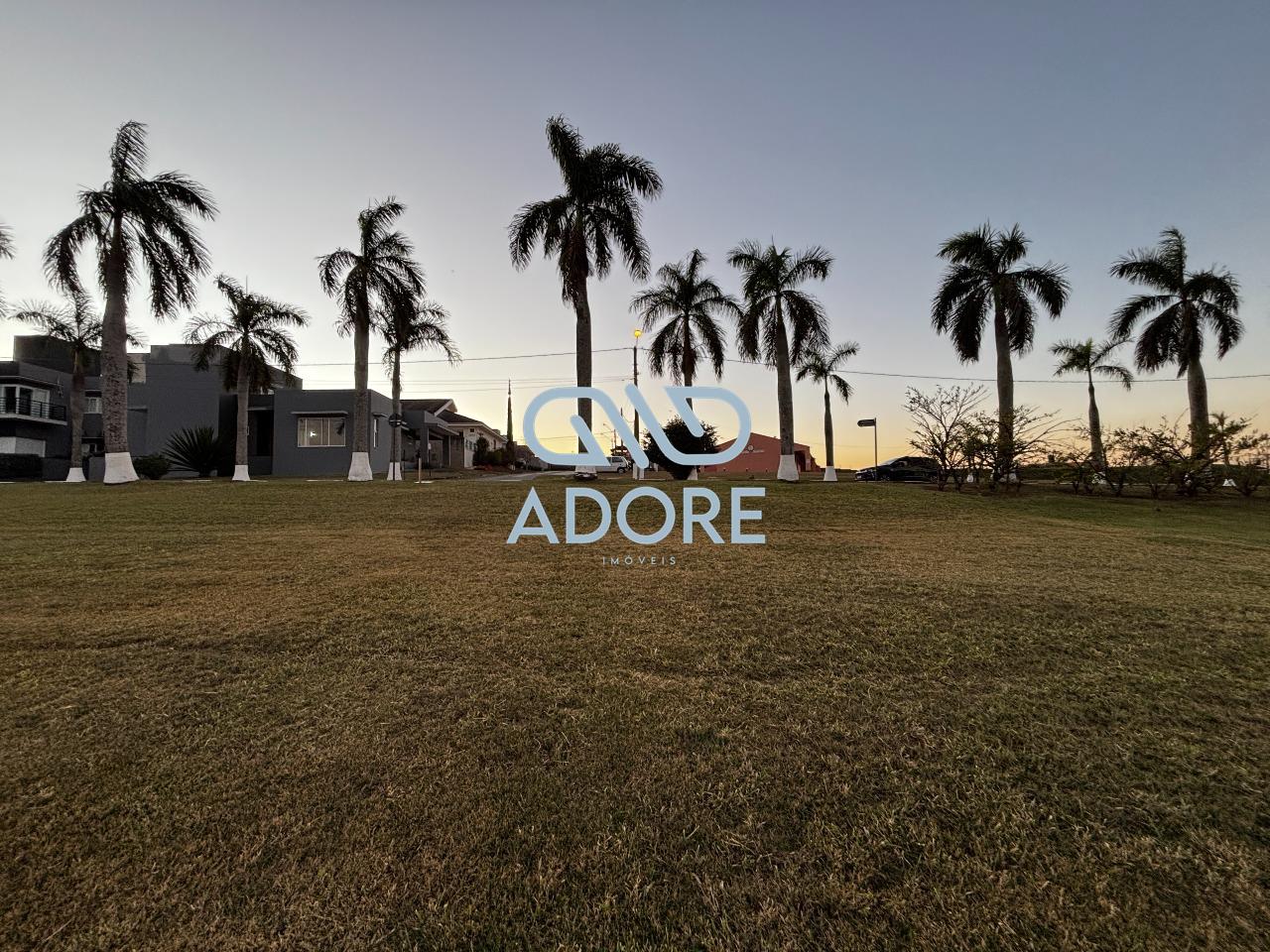 Terreno à venda no Condomínio Palmeiras Imperiais: 