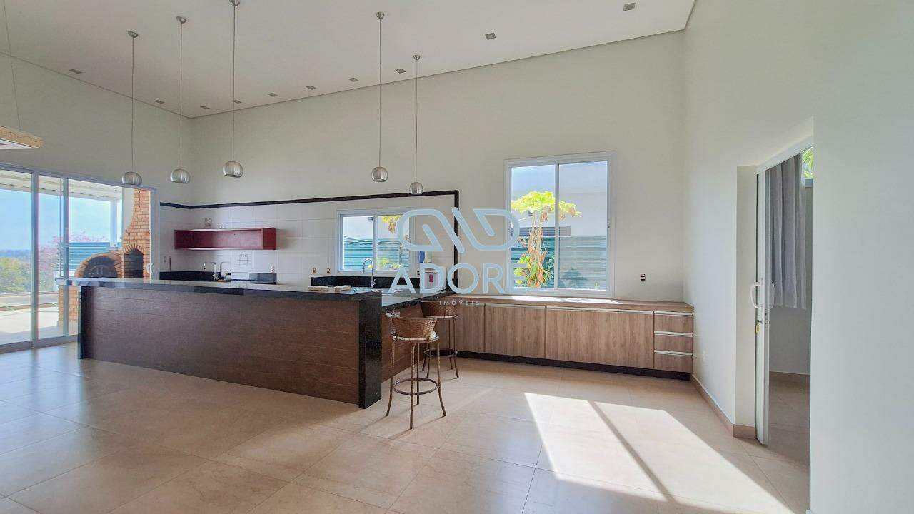 Casa de Condomínio à venda no Condomínio Terras de Mont Serrat: 