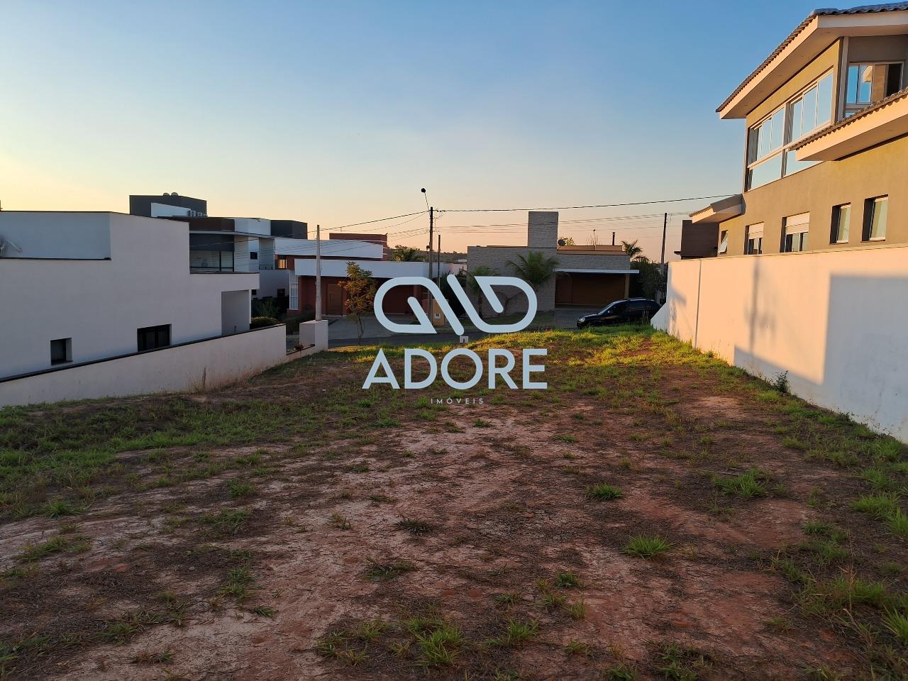 Terreno à venda no Condomínio Portal dos Bandeirantes: 