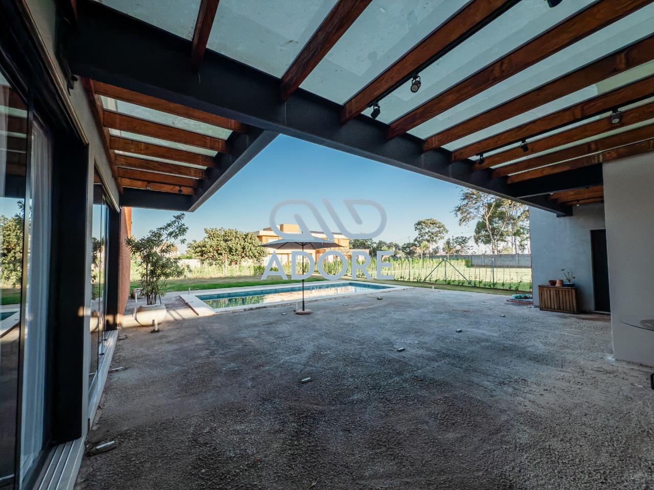 Casa de Condomínio à venda no Condomínio Primavera : 