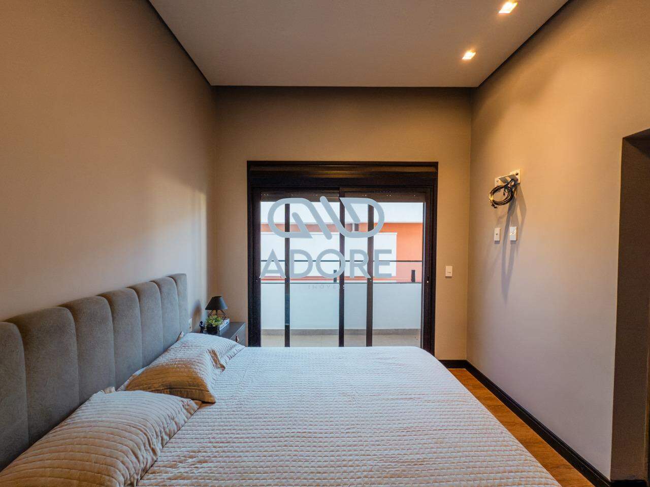 Casa de Condomínio à venda no Condomínio Portal dos Bandeirantes: 