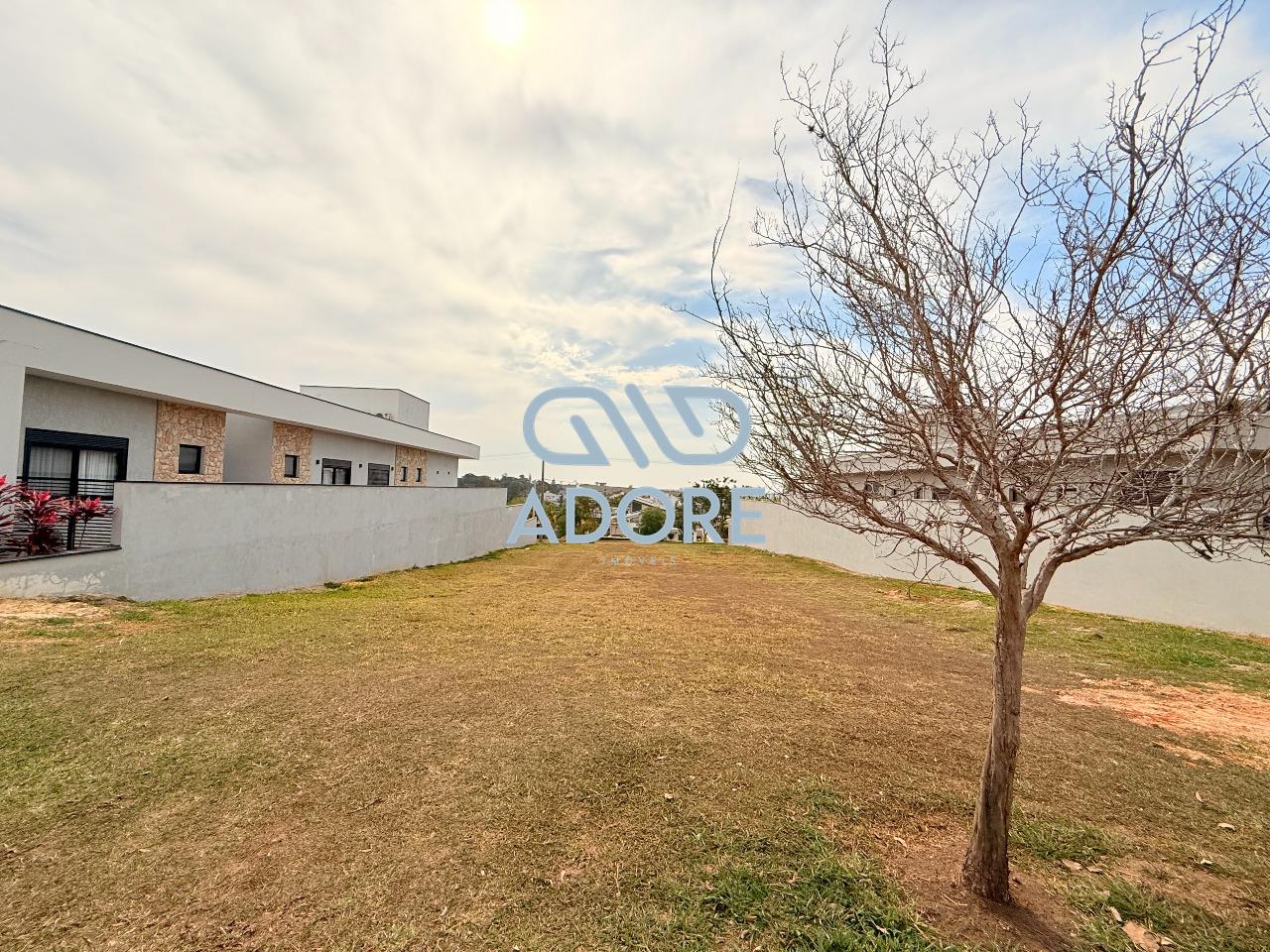 Terreno à venda no Condomínio Palmeiras Imperiais: 