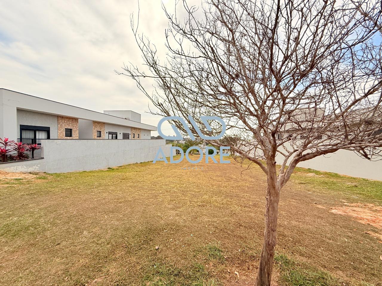 Terreno à venda no Condomínio Palmeiras Imperiais: 