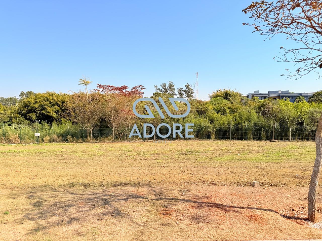 Terreno à venda no Condomínio Una: 