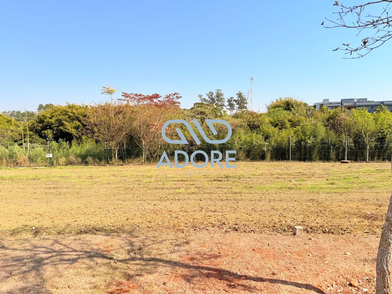 Terreno à venda no Condomínio Una: 